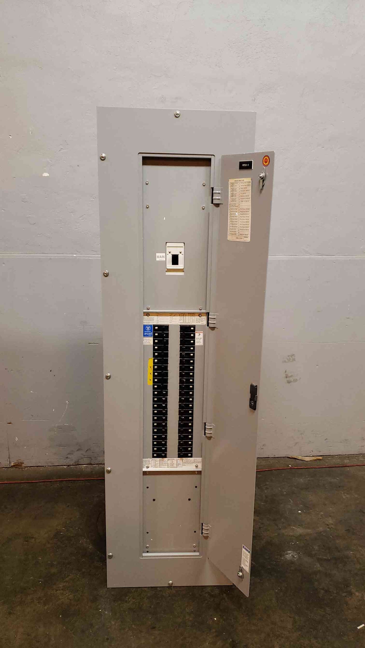 Westinghouse 6' Panel Box (SKU: 3393AA)(3393AA)