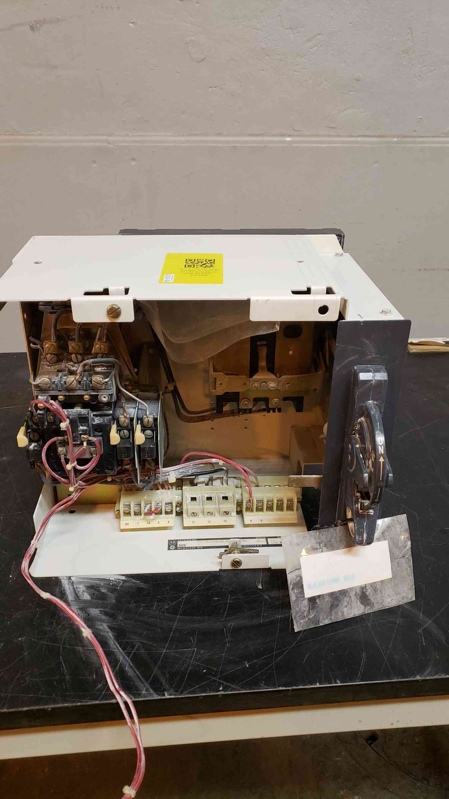 AllenBradley Size 1 10HP 480V 2113BBDB4R(3006AA)