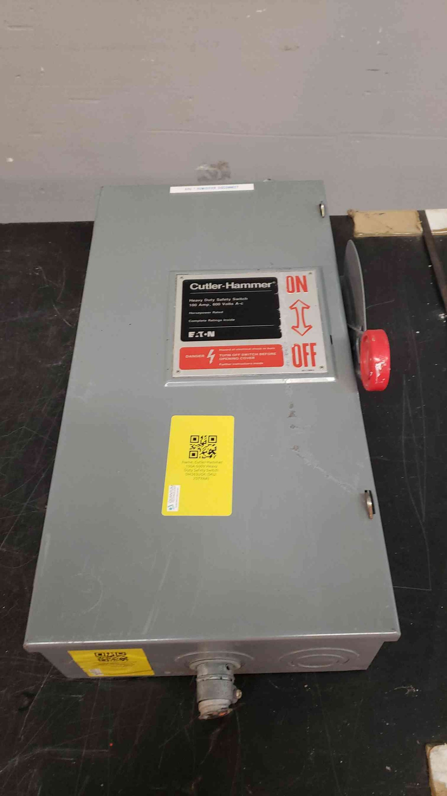 CutlerHammer 100A 600V Heavy Duty Safety Switch DH363UGK (SKU: 2079AA)(2079AA)