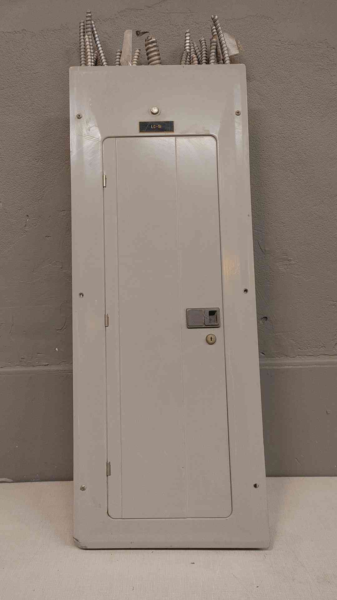Cutler Hammer BR Loadcenter 225A 240v 3Ph (1646AA)(1646AA)