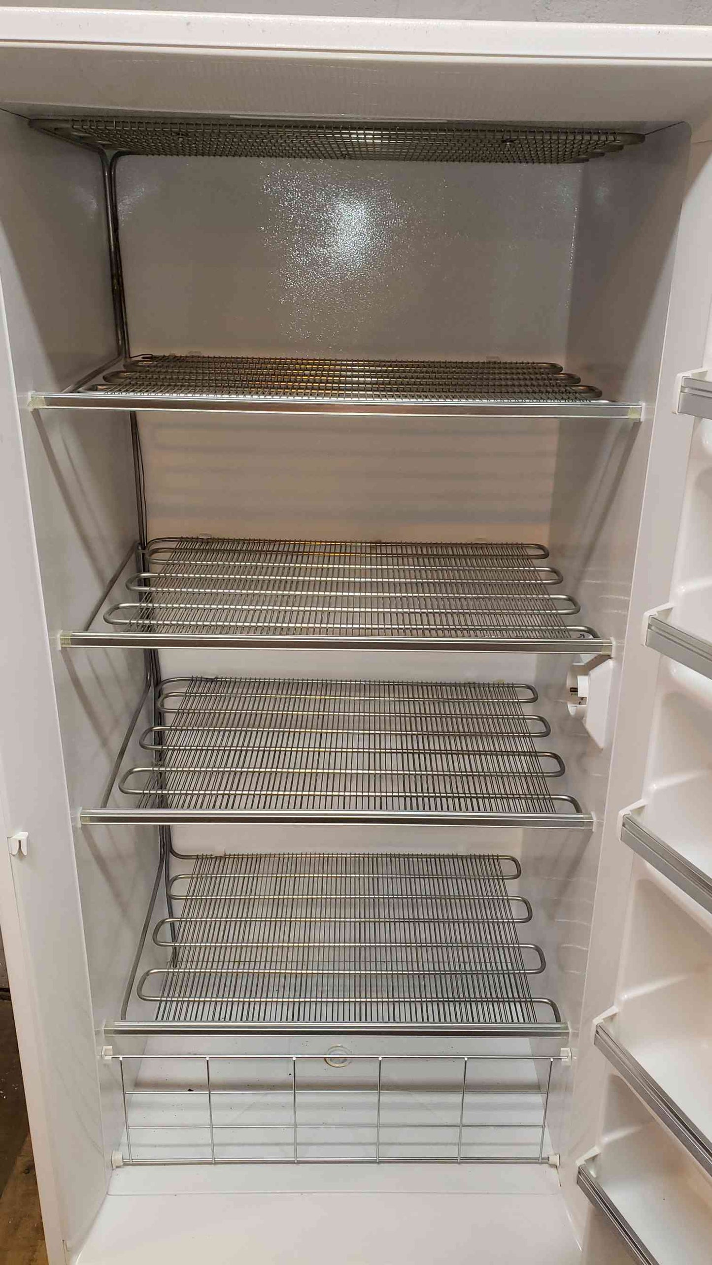VWR General Purpose -20 Freezer Model U2020GA14 (SKU: 4601AA)(4601AA)
