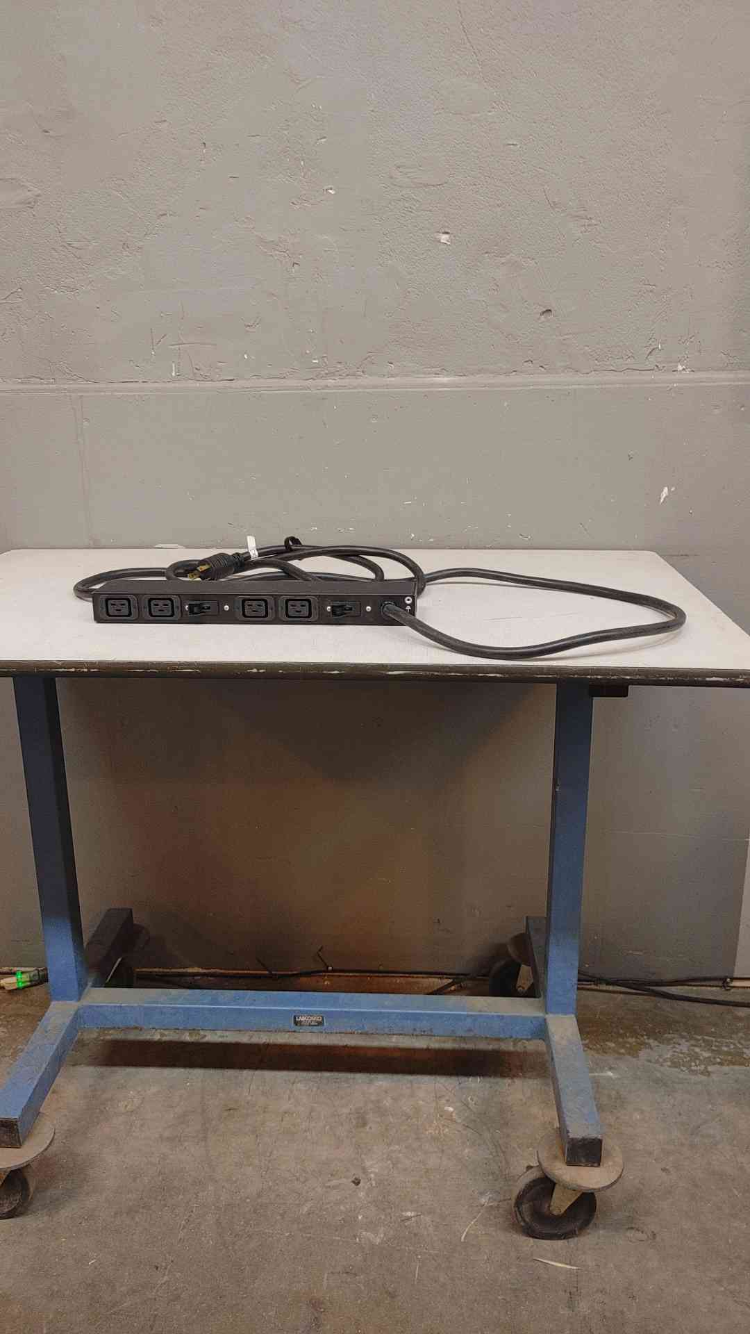 *Pickup Only* Lot of 2 Dell PDU Strip 200(3644AA)