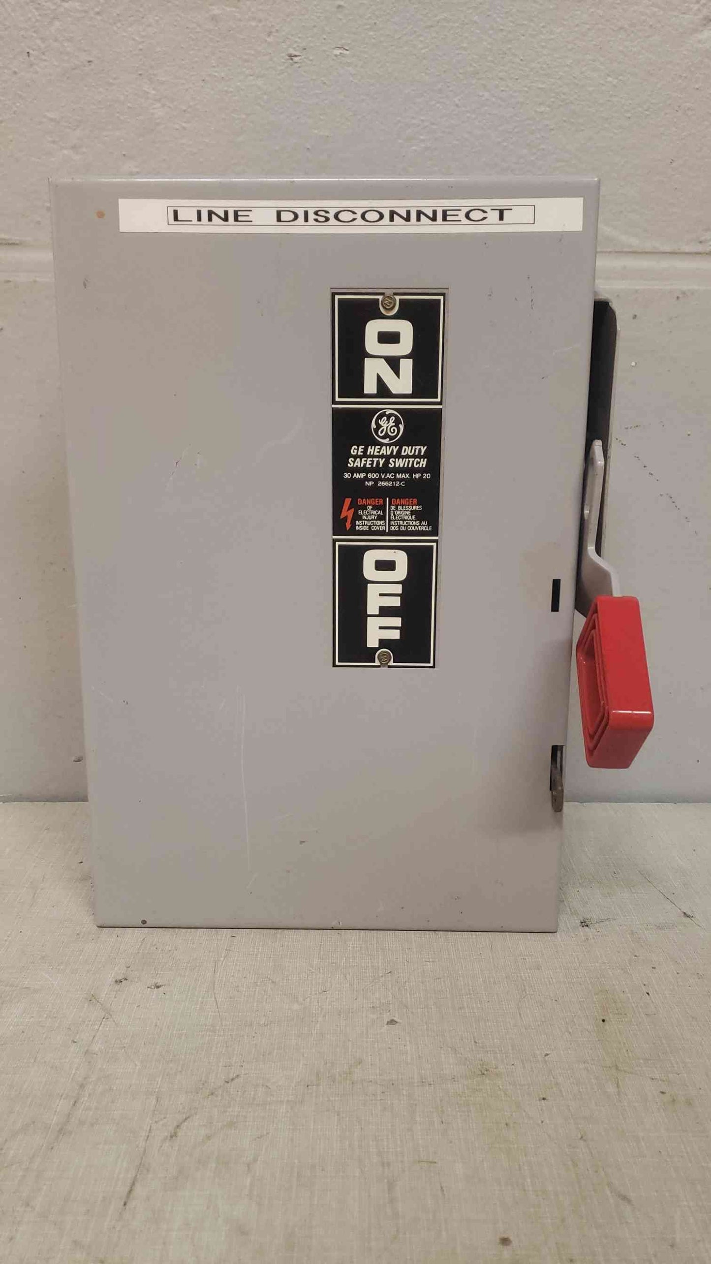 General Electric Safety Switch 30A 600VAC TH3361 (SKU:103244)(103244)