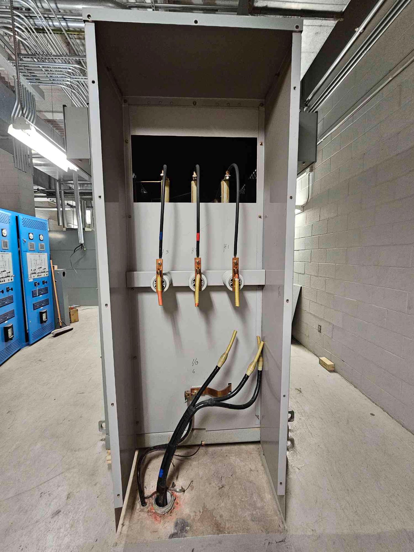 2500KVA GE Transformers 13800v x 480/277 Substation Dry Type Xfrmr #M156438B 2500KVA-CT 06450