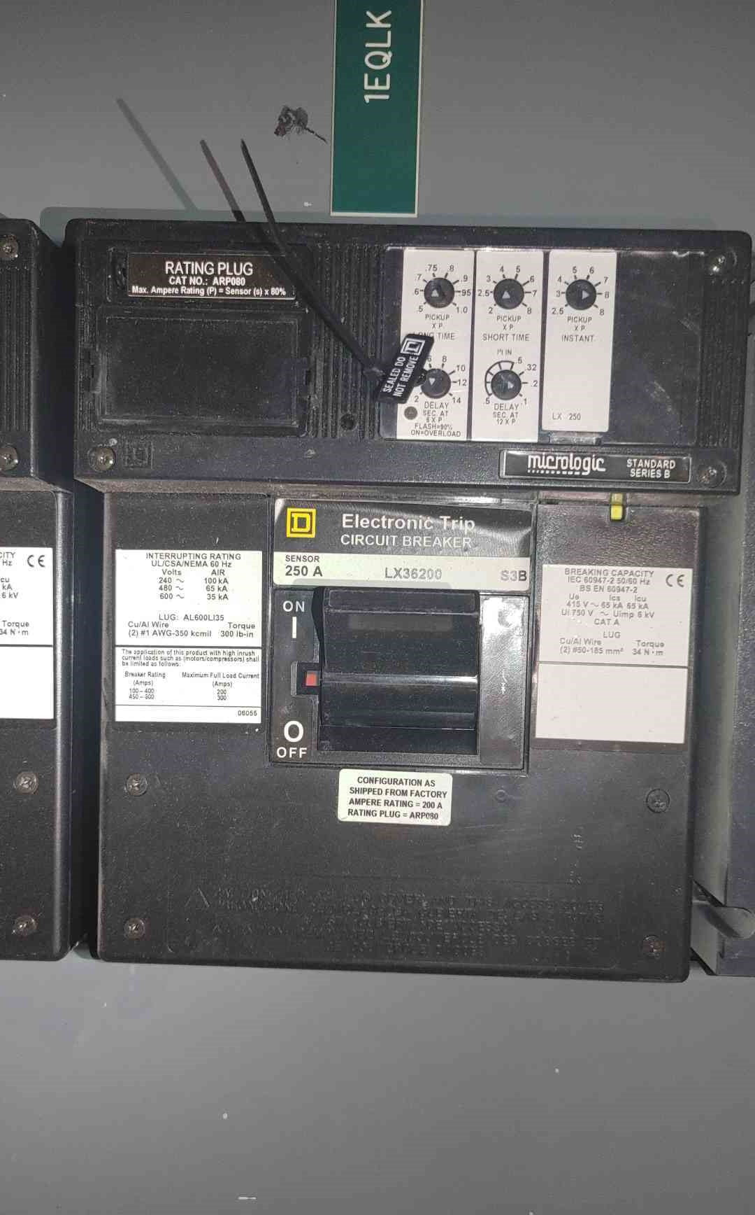 Square D LX36200 250A Circuit Breaker