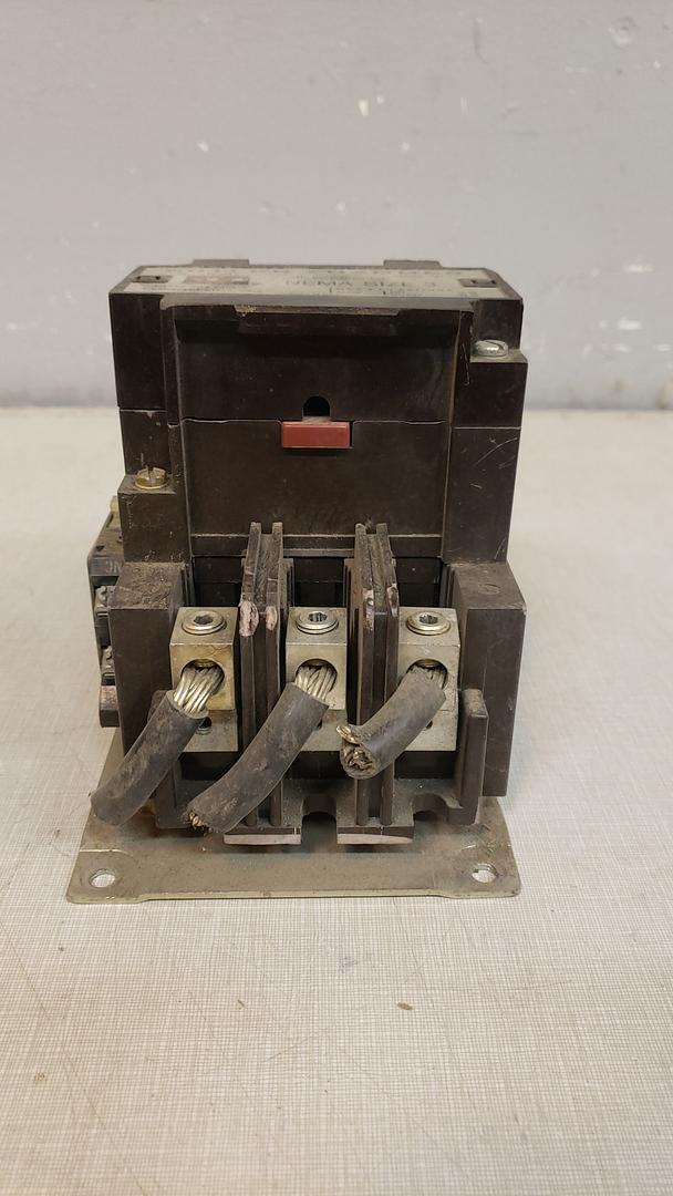 Cutler Hammer Size 3 90A Contractor C10EN3 Series B1(S6LLST10735)