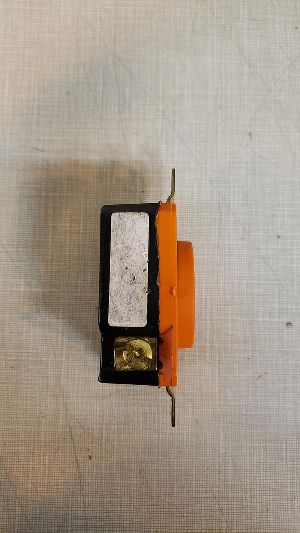 Lot of 20 NEMA L6-30R 30A 250V L6 30C Female Twist Lock 3 Wire Power Locking Receptacle(S6LLST10676)