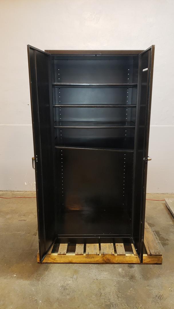 6' Tall Metal Storage Cabinet(S6LLST10775)