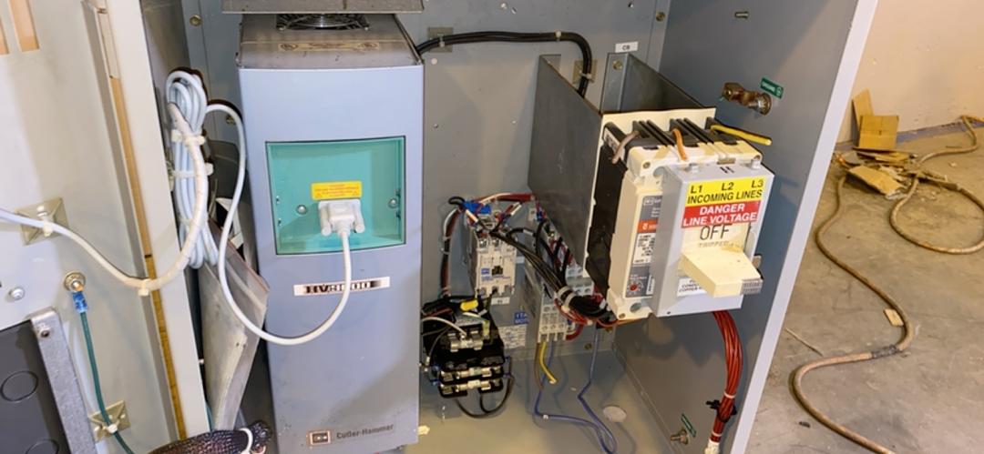 CutlerHammer HV9000 VFD 480v HV9F75BGVSM0B00I3(S6LLST4258)