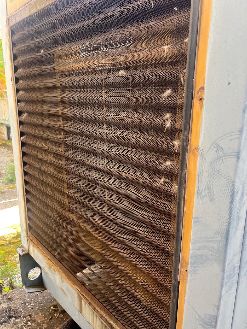 175KW Caterpillar 3306 Diesel Generator 627 Hours Enclosed