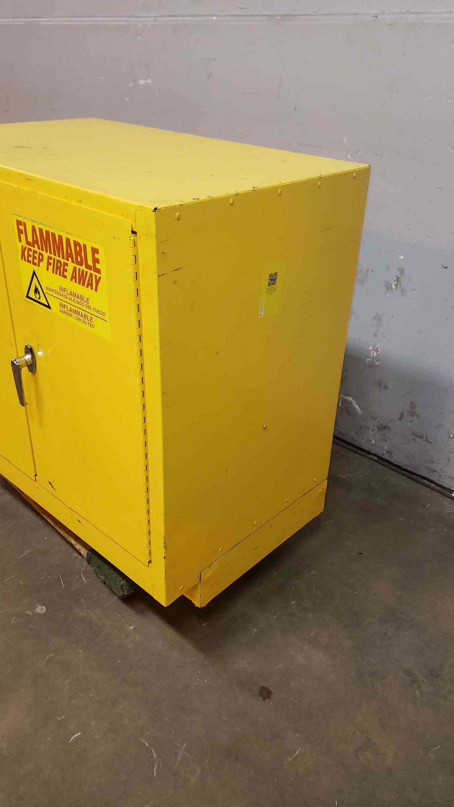Eagle 22 Gal. Flammable Storage Cabinet 1971 (SKU: 106622)