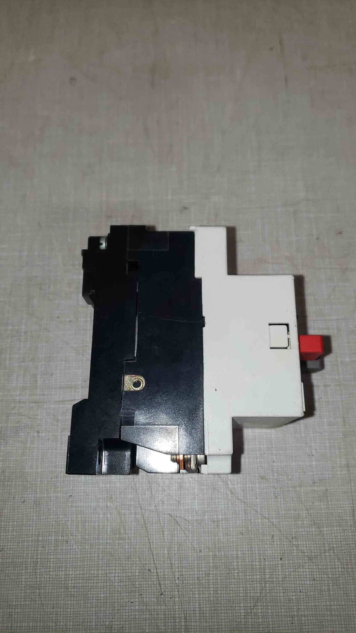 *Pickup Only* Siemens-Allis 6.3-10A Trip MSPION (SKU: 107202)