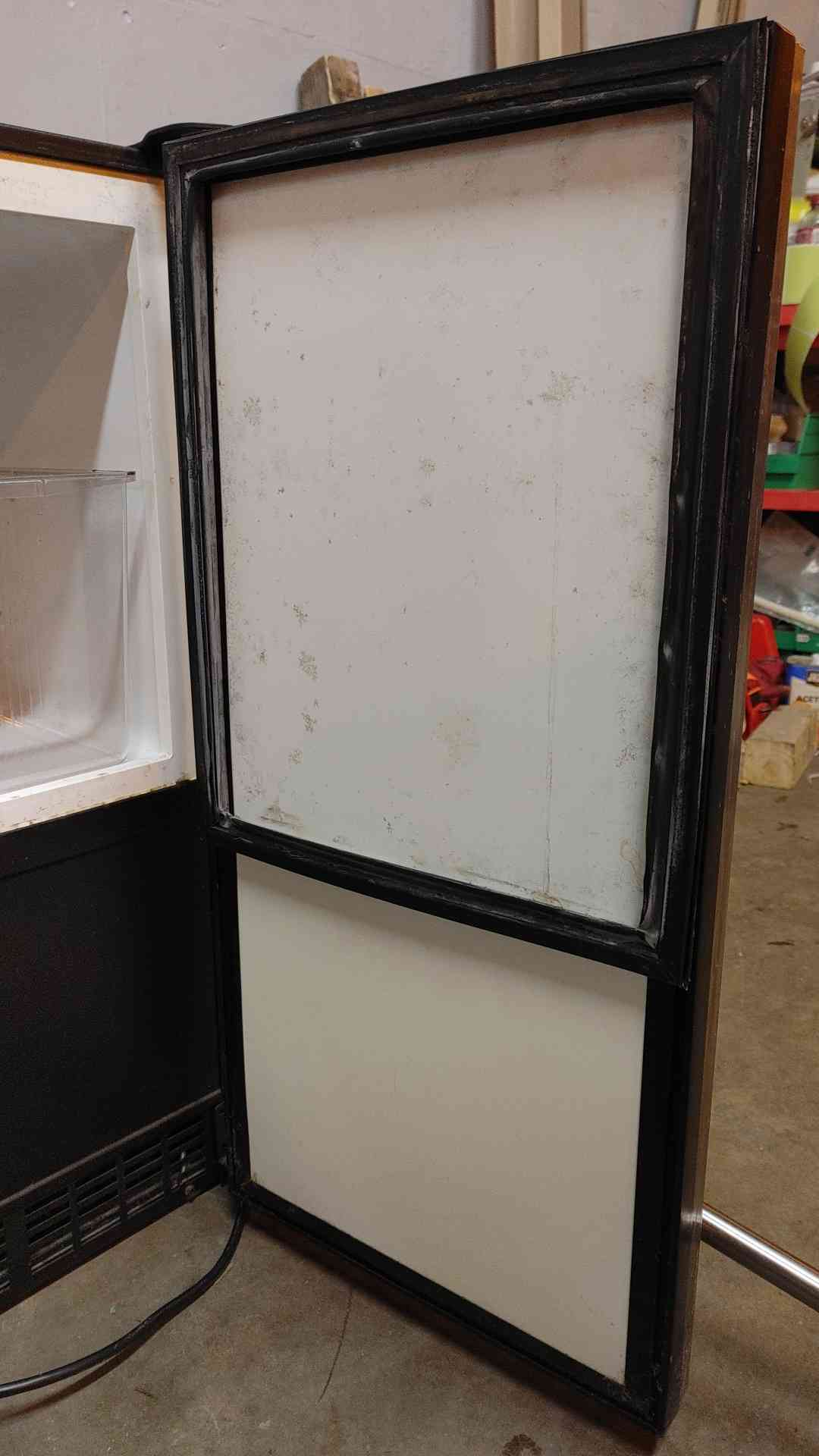 *Pickup Only* U-Line Ice Machine ADA 115V 2.5A 1PH R134A U-ADA15IMS-00A Handle Broken