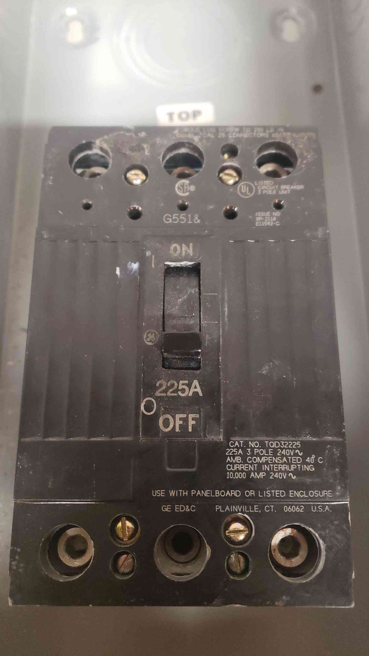 GE 240V 225A Circuit Breaker in Enclosure (SKU: 107380)