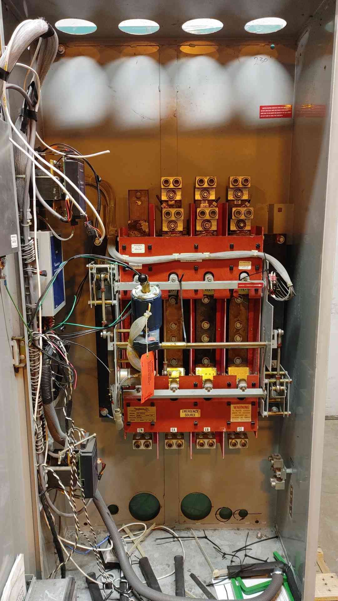Russelectric Model 2000 Transfer Control System 800A 277/480V 3PH 4W RMT-8004CE