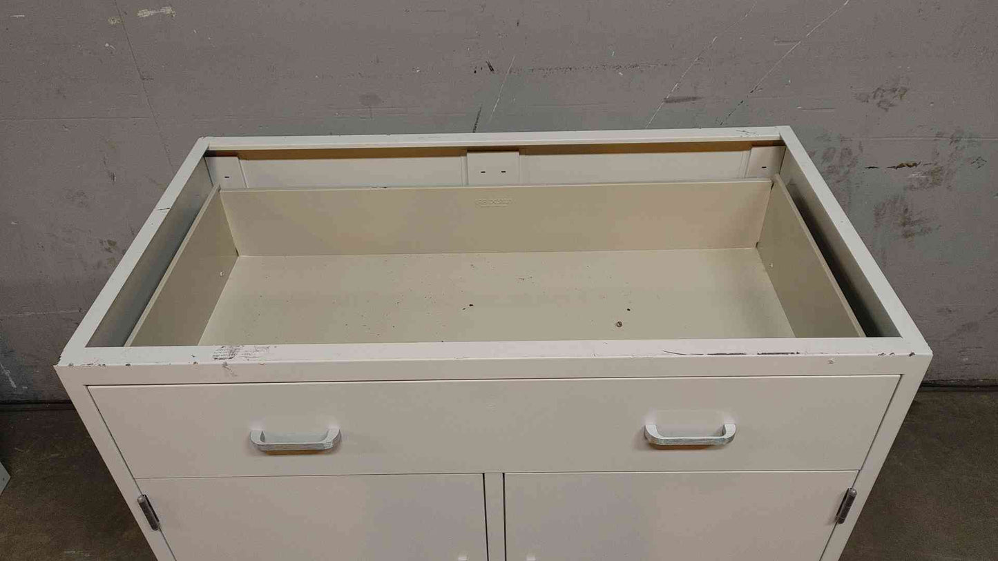 41" Duralab Mixed Casework White (108299)