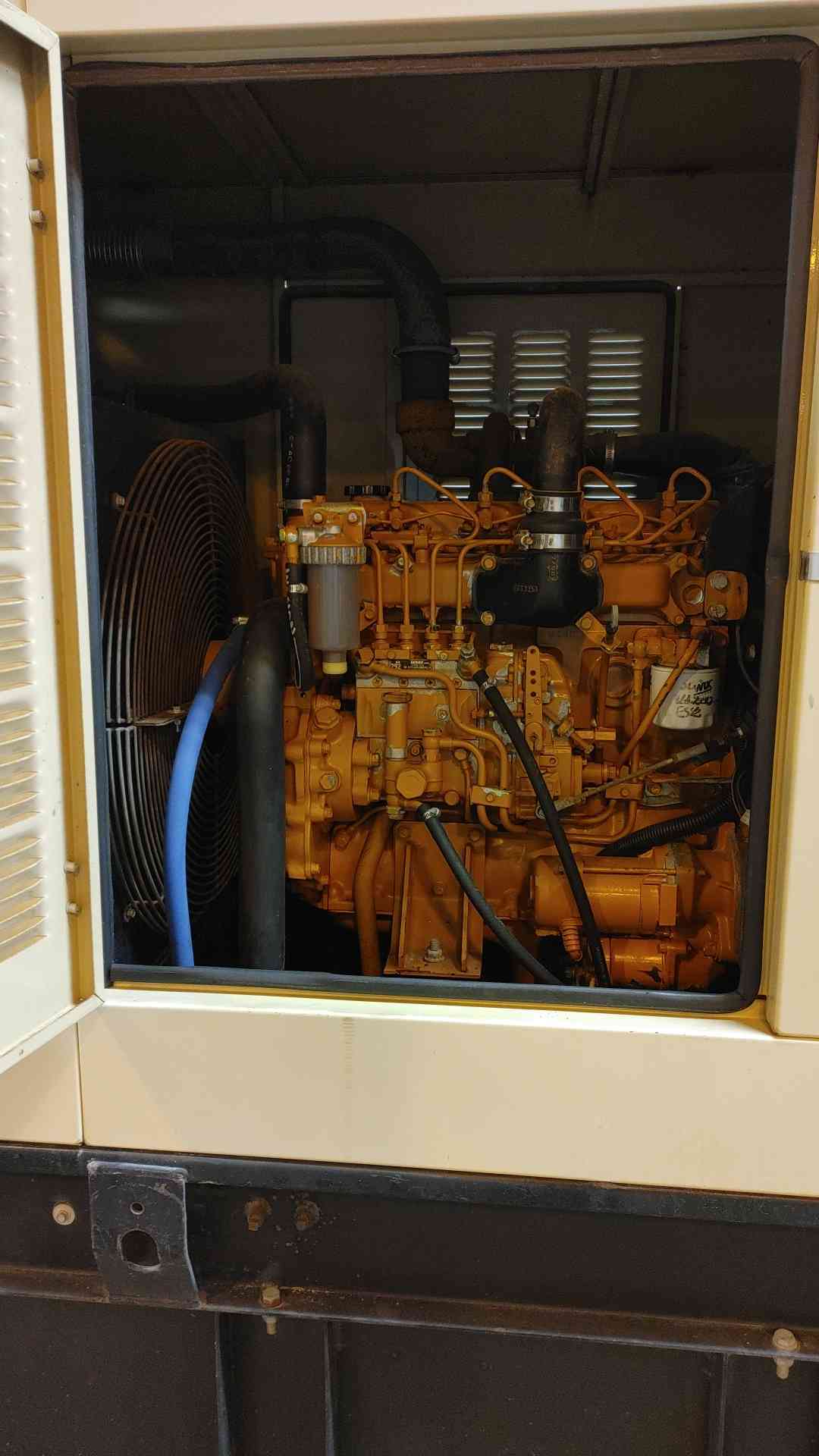 60KW Generac Generator 1Ph Hino Diesel 515Hrs TESTED (109031)