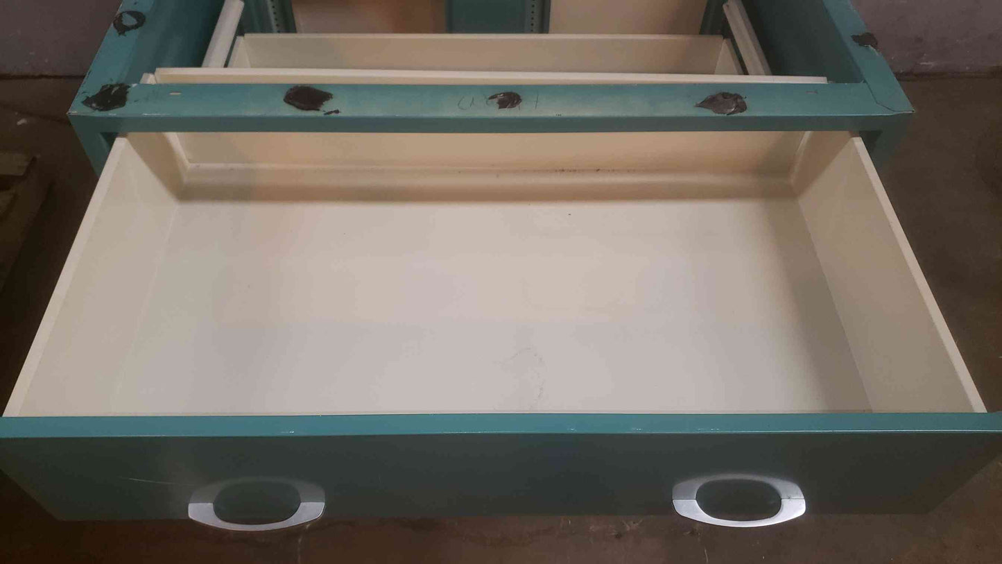 3' Kewaunee Drawers Only Casework (SKU: 109303)