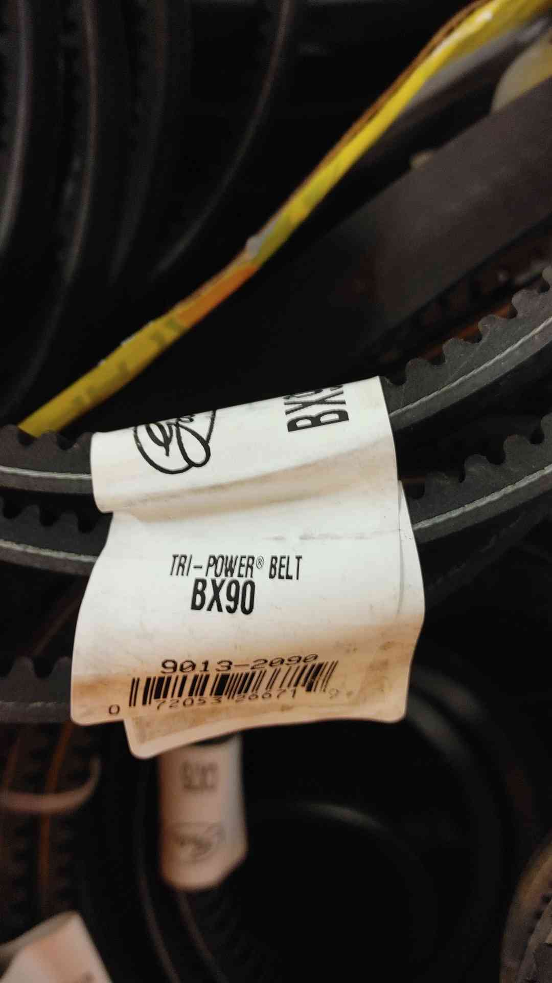 Lot Of Multiple sizes Of Tri-power Belts NEW (109328)