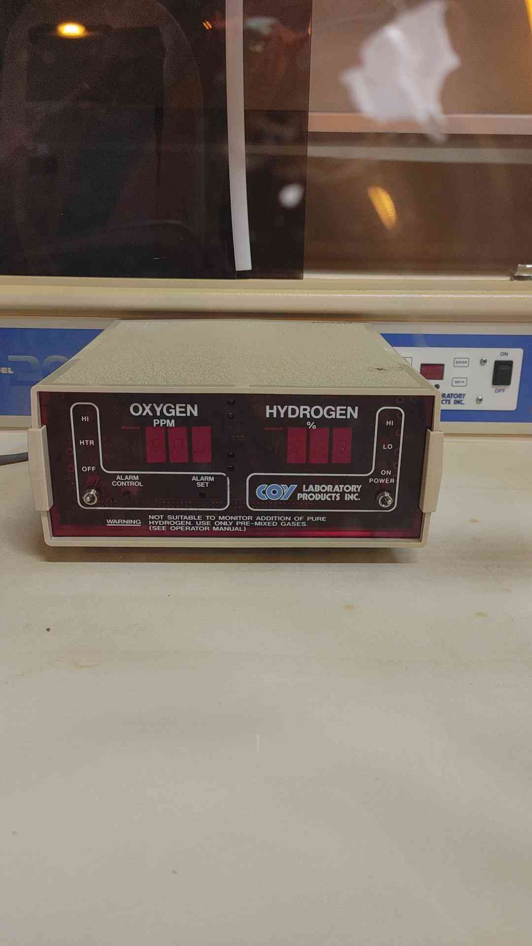 Coy Laboratory Products Anaerobic Chamber Glove Box (109342)