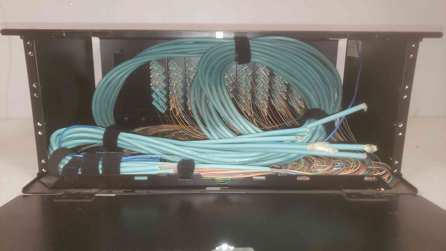 COMMSCOPE Fiber Optic Box BK 4U-PNL (SKU: 109967)