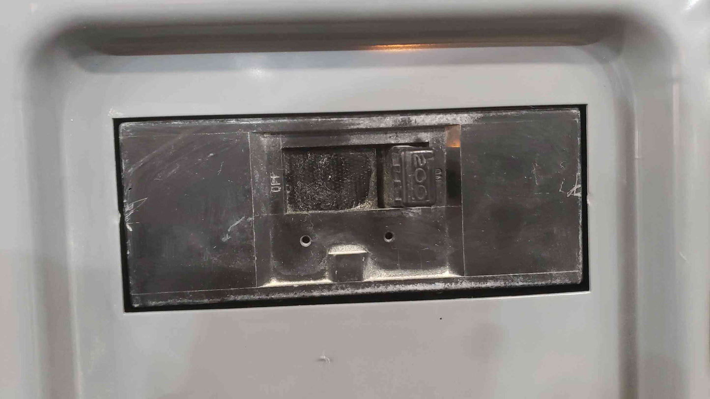 Square D QO 3 Phase Panelboard 200A Main Breaker 27x 20A 1-Pole 40A 2-Pole QOC40U