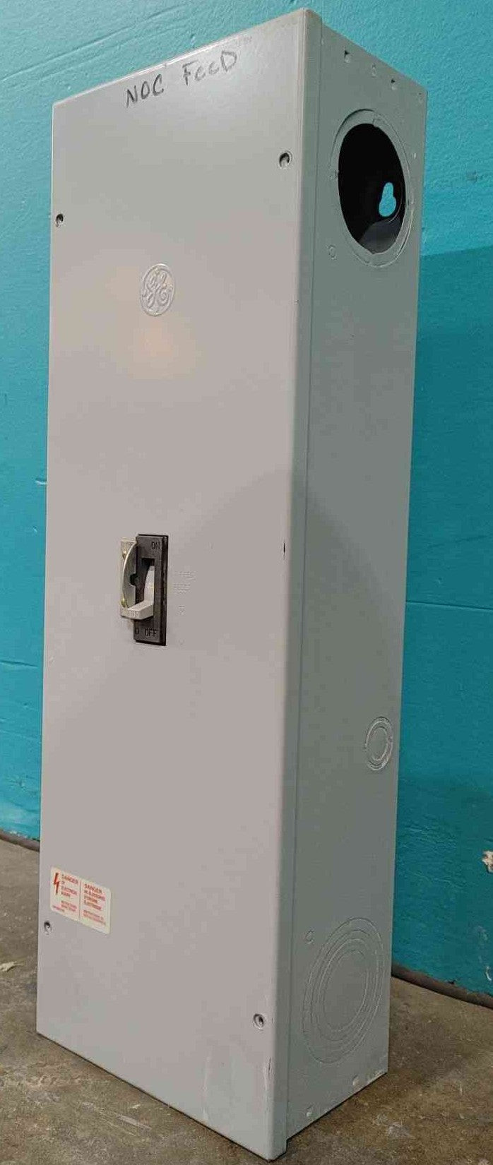 GE TED134100WL 100A 480V 3-Pole Circuit Breaker & Enclosure TED134100