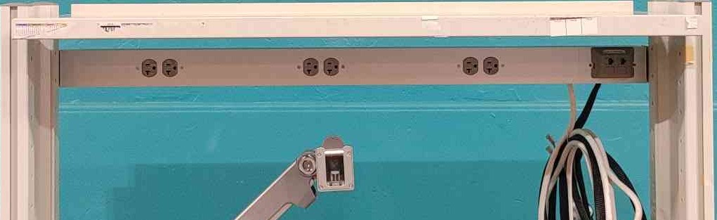 4' Rolling Lab Table w/6 Port PDU Strip, Swivel Desk Pull Out And Mount (Sku 115136)