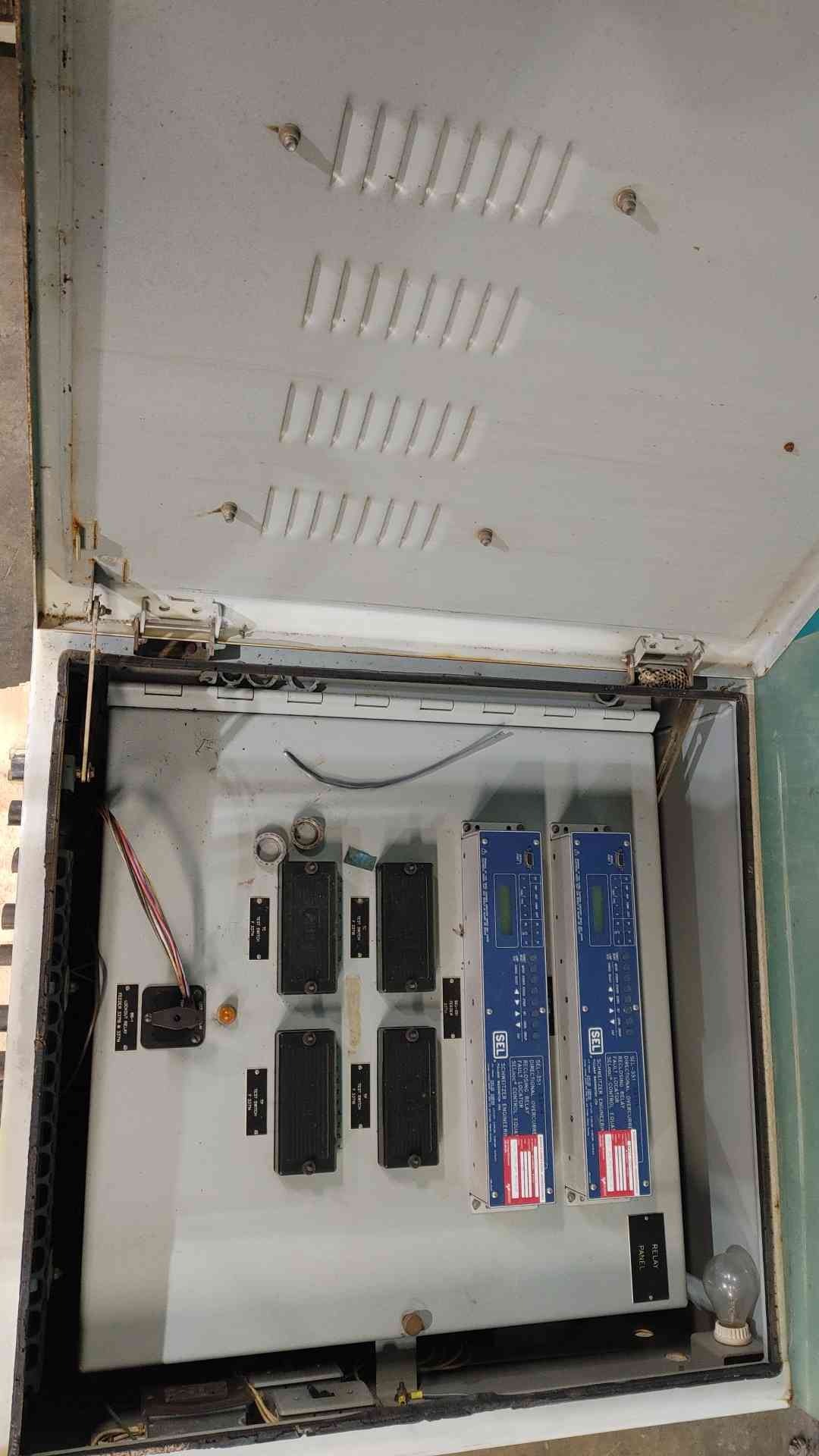 SEL-351 Dual Schweitzer Protection Relay Substation Panel Powercon Box SEL 351