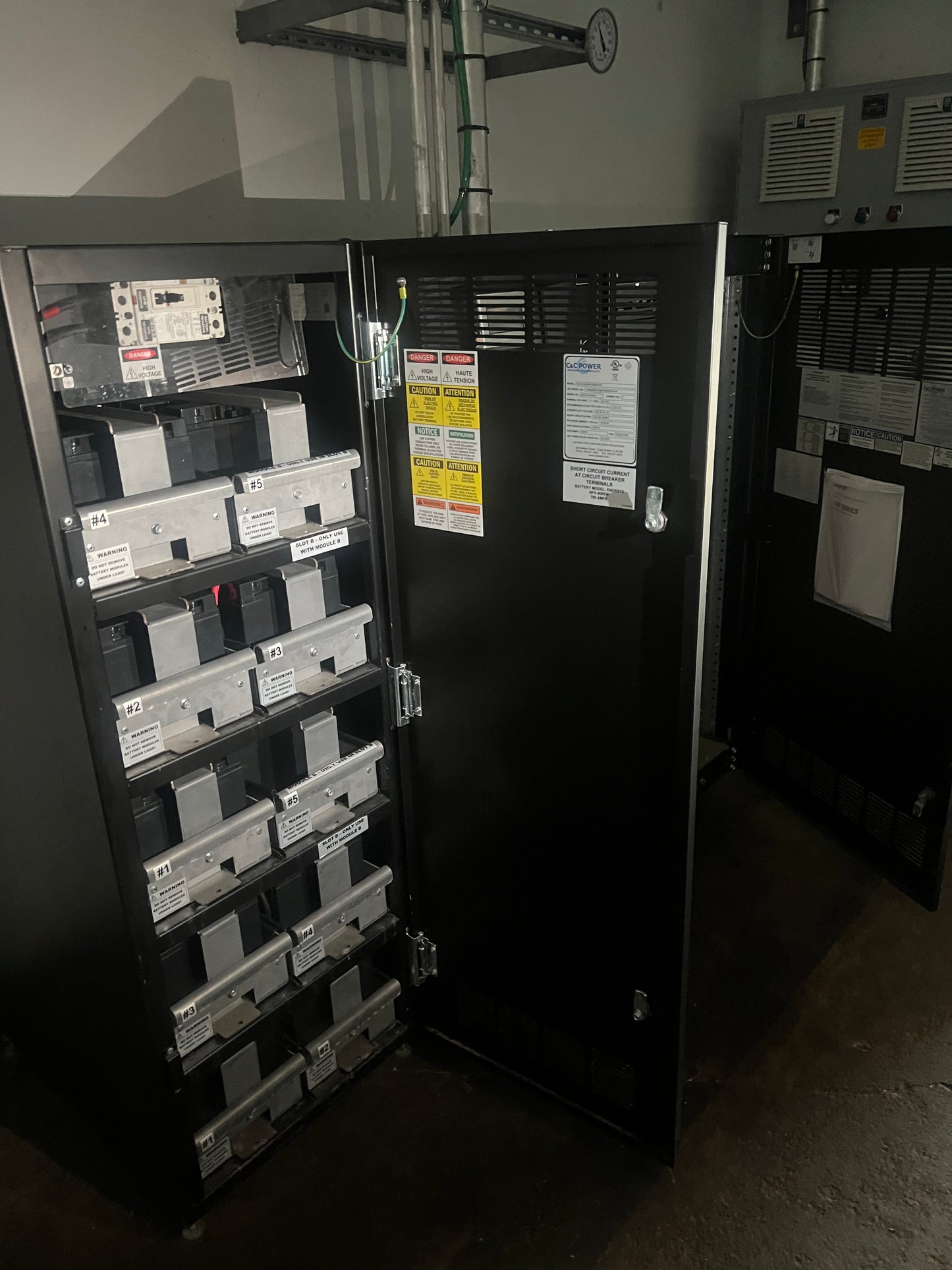 Mitsubishi 20kVA UPS UP1133A 208V 3 Phase Power System C&C Battery Bypass Cabinet