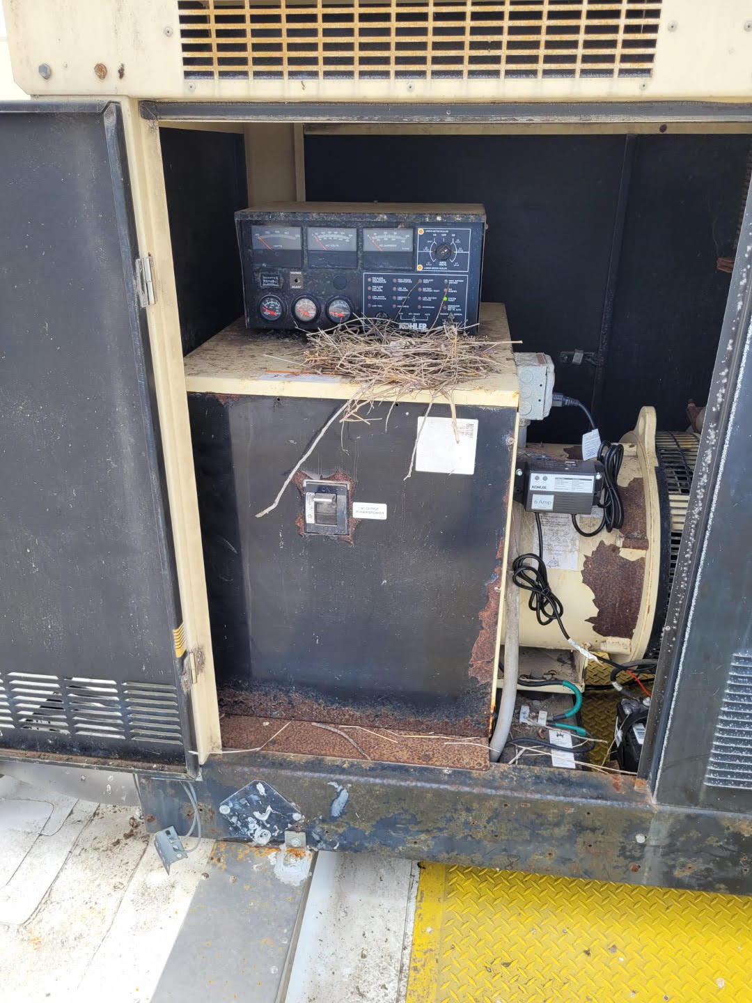 100KW Kohler 100RZG Nat Gas LP Generator 1&3PH 516hrs '09