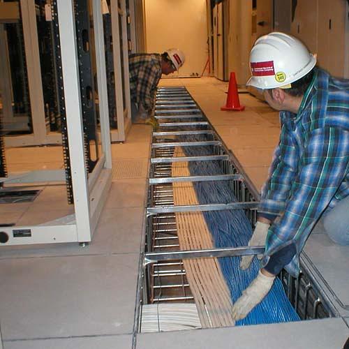 Lot of 51 E219283 SNAKE TRAY Cable Tray Organizer 2x2(S6LLST10612)