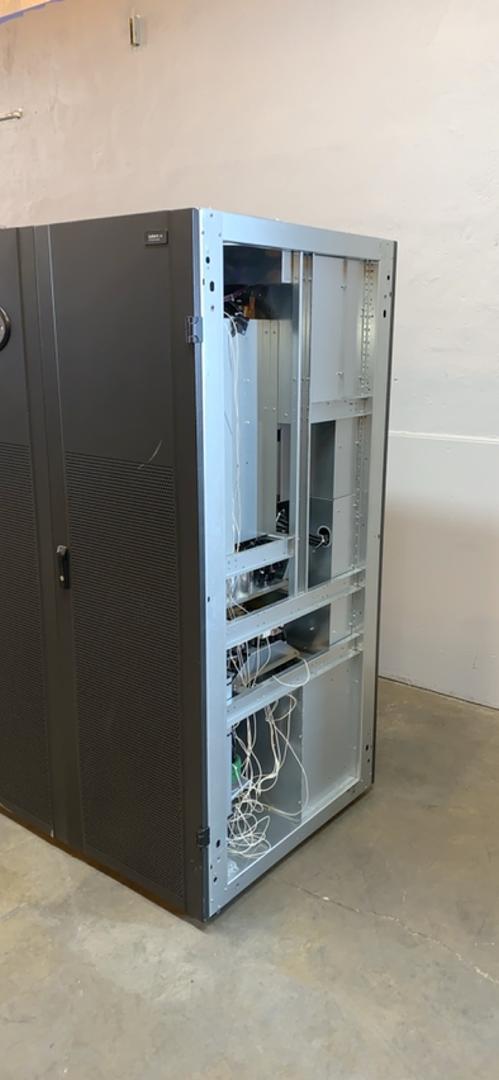 200KVA Liebert NX UPS 38SA200A0A00 480V '12(S6LLST8457)