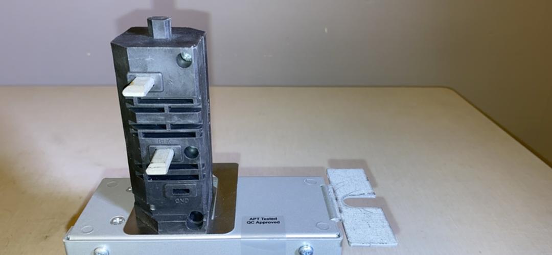 30A STARLINE Busway Tap Box 120v CBMT5E12(2)L630430A(S6LLST4309)