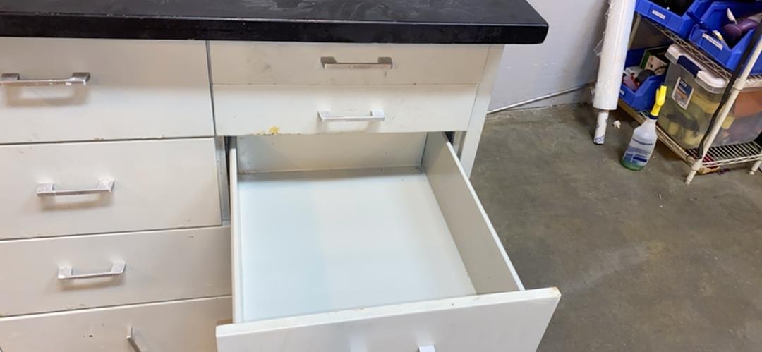 36" St. Charles 7 Drawer Cabinet W/ Sink Top(S6LLST6475)