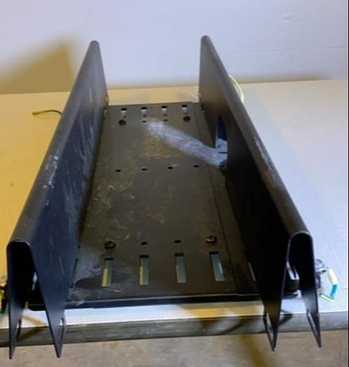 *Pickup Only* APC Server Rack Cable Management Trough(S6LLST4007)