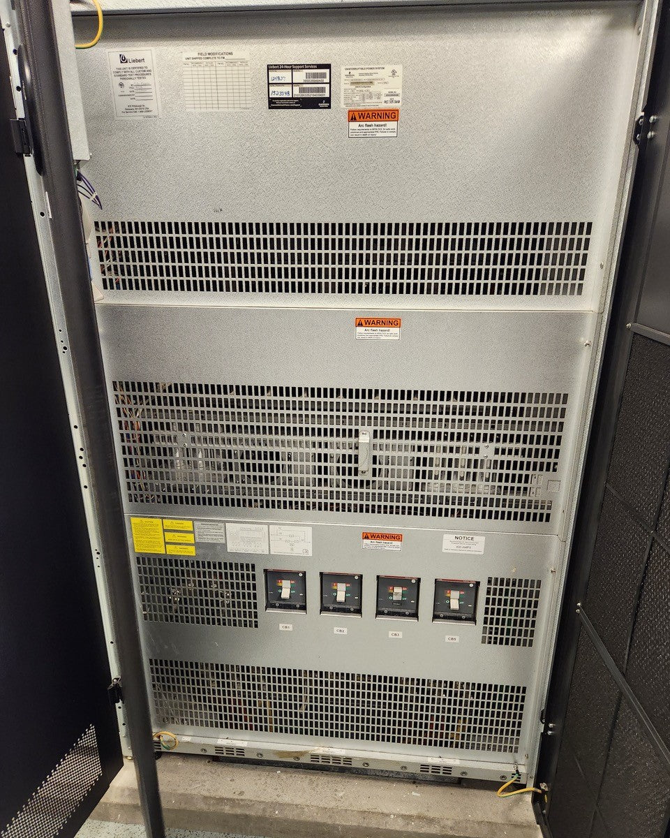 200kVA Liebert NX UPS 38SB200A0A00 w/ 2 Bat Cabs 480V 2010(101482)