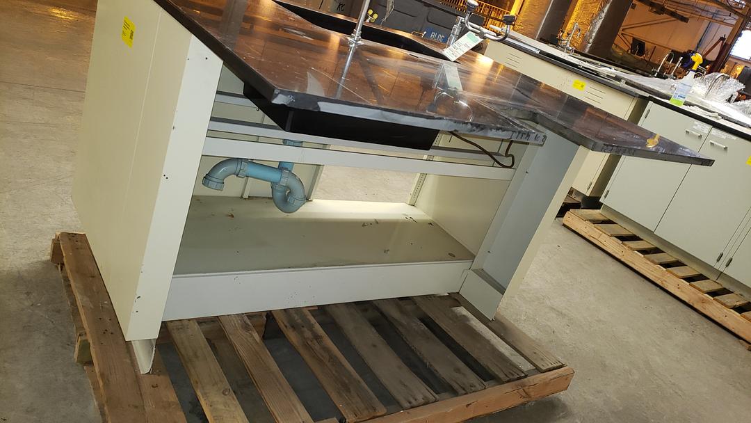 62" Kewaunee Black Epoxy Sink Bundle w/ Missing Door(S6LLST7309)