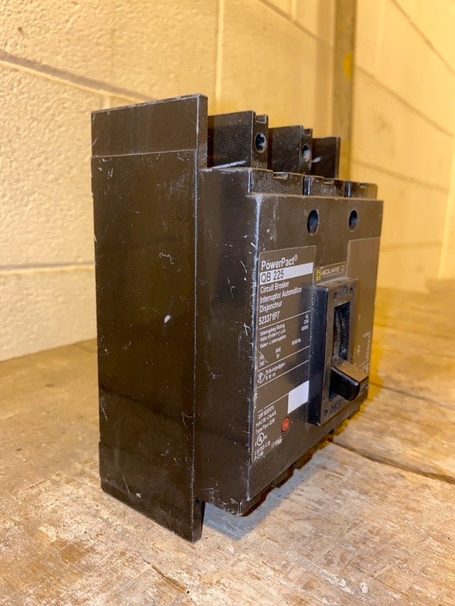 PowerPact QB225 Circuit Breaker Square D 523371P7 225A (S6LLST1371)(S6LLST1371)