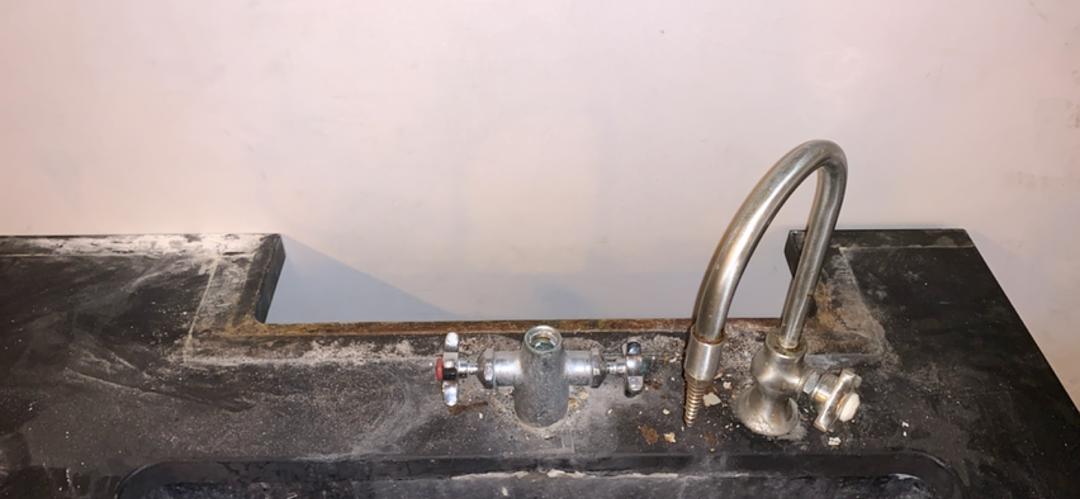 42" St. Charles Sink Base w/ Sink(S6LLST6607)