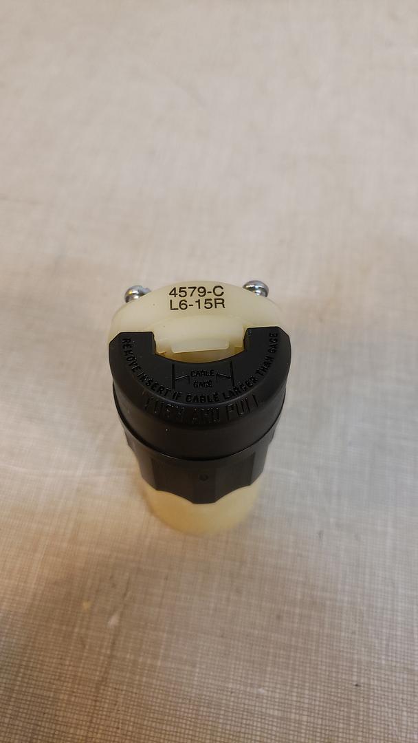 Lot of 6 Leviton 4579-C Locking Connector 15A 250V L6-15R(S6LLST9037)