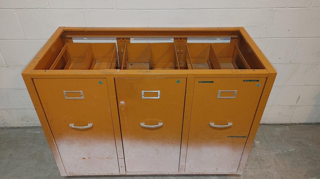 47" 3 Drawer Casework(S6LLST11842)