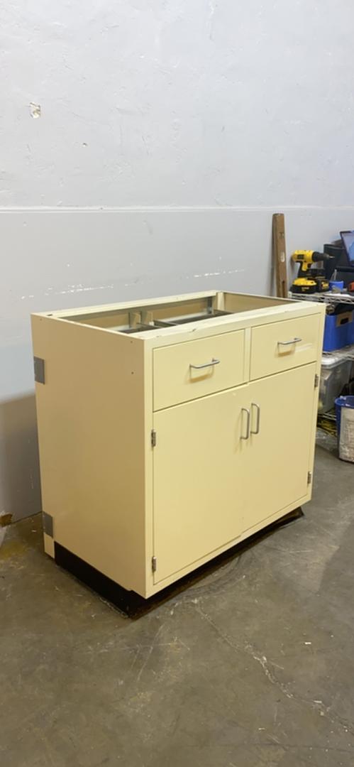36x22x36" Jamestown Metal Casework Door/Drawer Combo(S6LLST4980)
