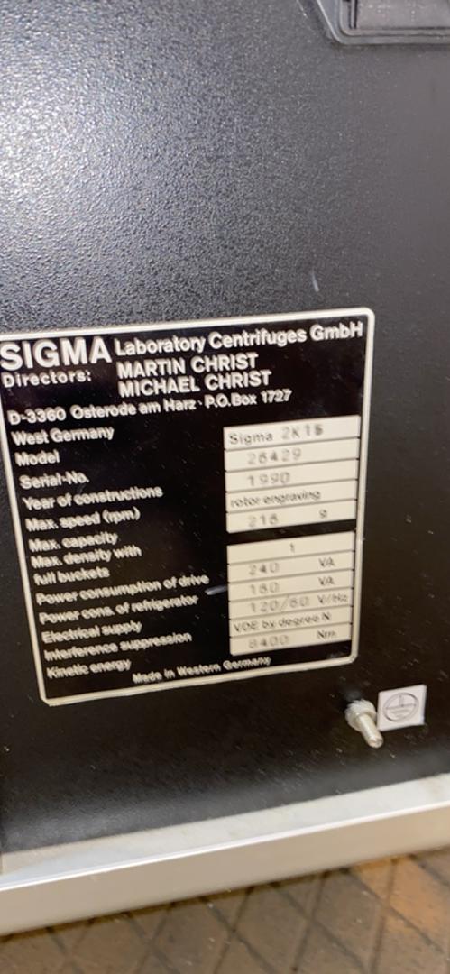 Sigma Lab Centrifuge 2K15