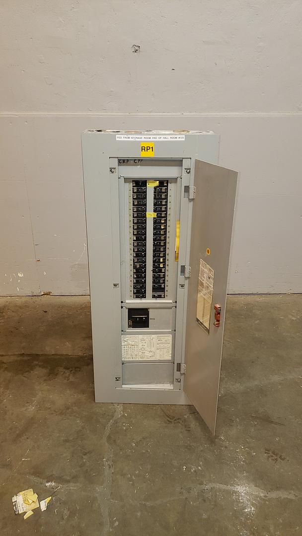 GE 200A 240V Loaded Breaker Panelboard w/ Main(S6LLST10646)