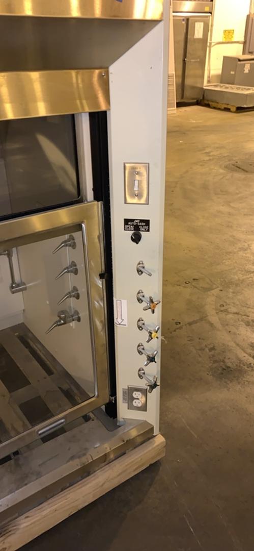 8' Jamestown Isolator II Ducted Chemical Fume Hood(S6LLST6538)