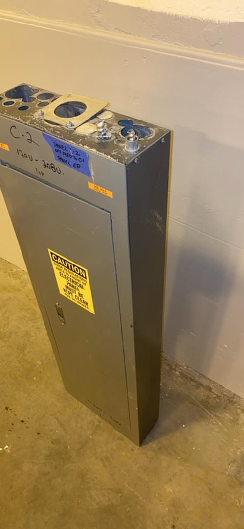 225A 240V Cutler Hammer Breaker Panelboard Loaded w/Main(S6LLST3769)