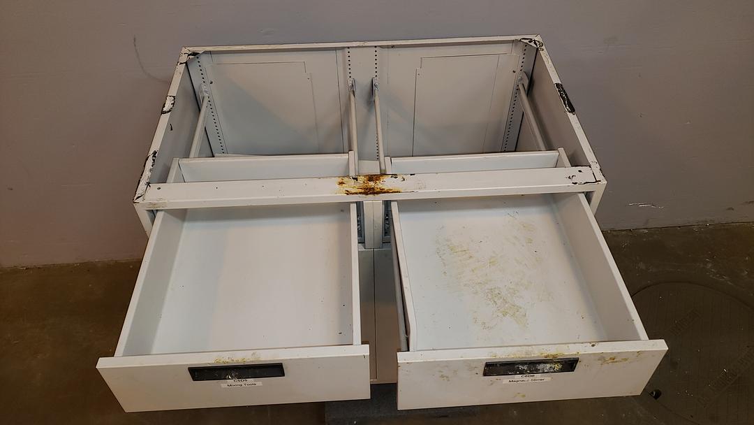 3' Labcrafters Lab Casework Bench B Condition(S6LLST9797)
