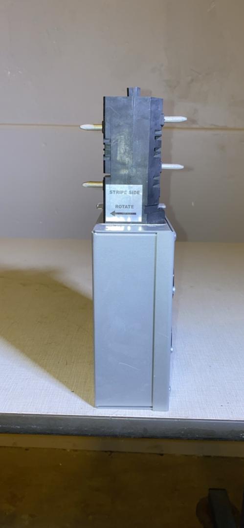 30A STARLINE Busway Tap Box 120v CBMT5E12(2)L630430A(S6LLST4309)