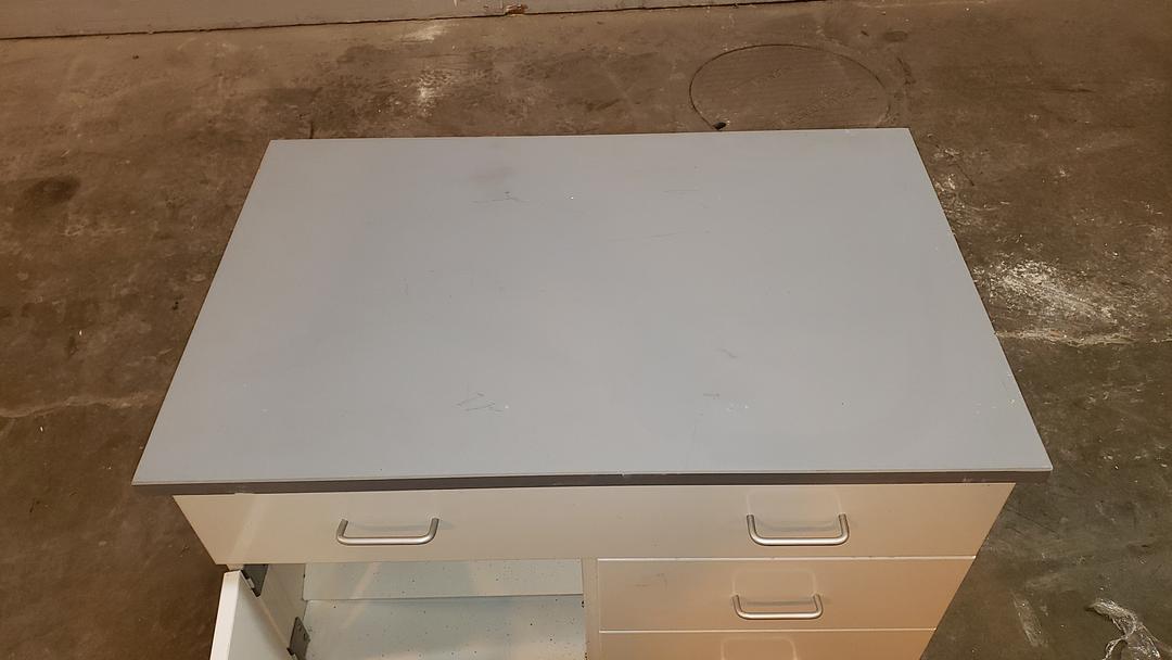 Rolling Lab Casework Metal 3 Drwr 1 Door w/ Counter Top(S6LLST10379)